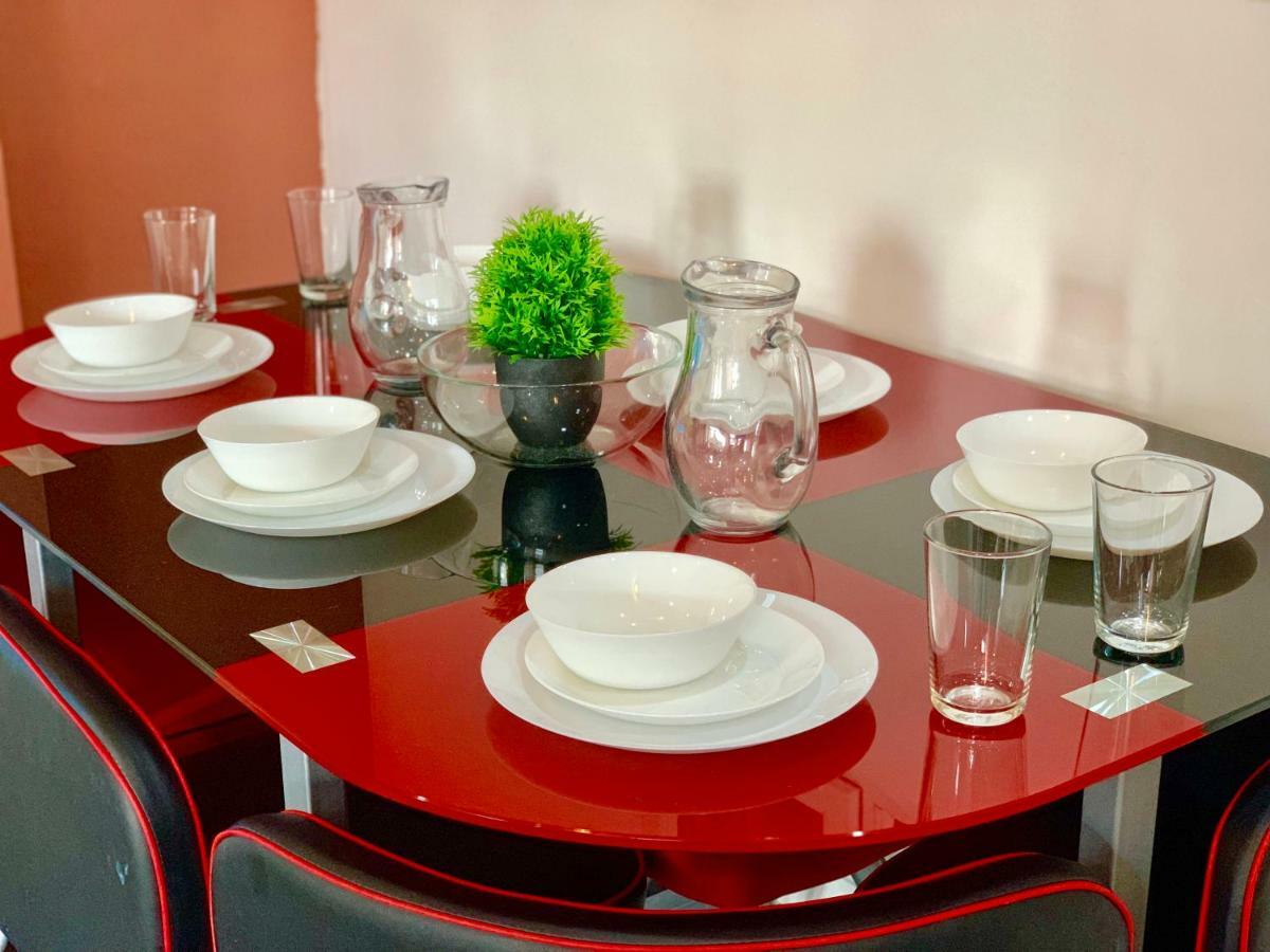 London 2 Bedroom Apartment, Kitchen, Reception And Private Garden المظهر الخارجي الصورة